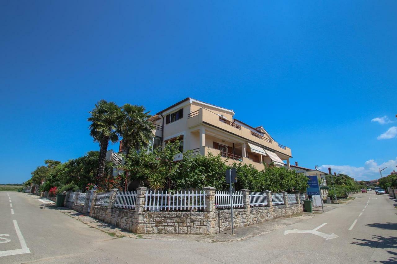 Apartment Sanja Novigrad Istria Exterior foto